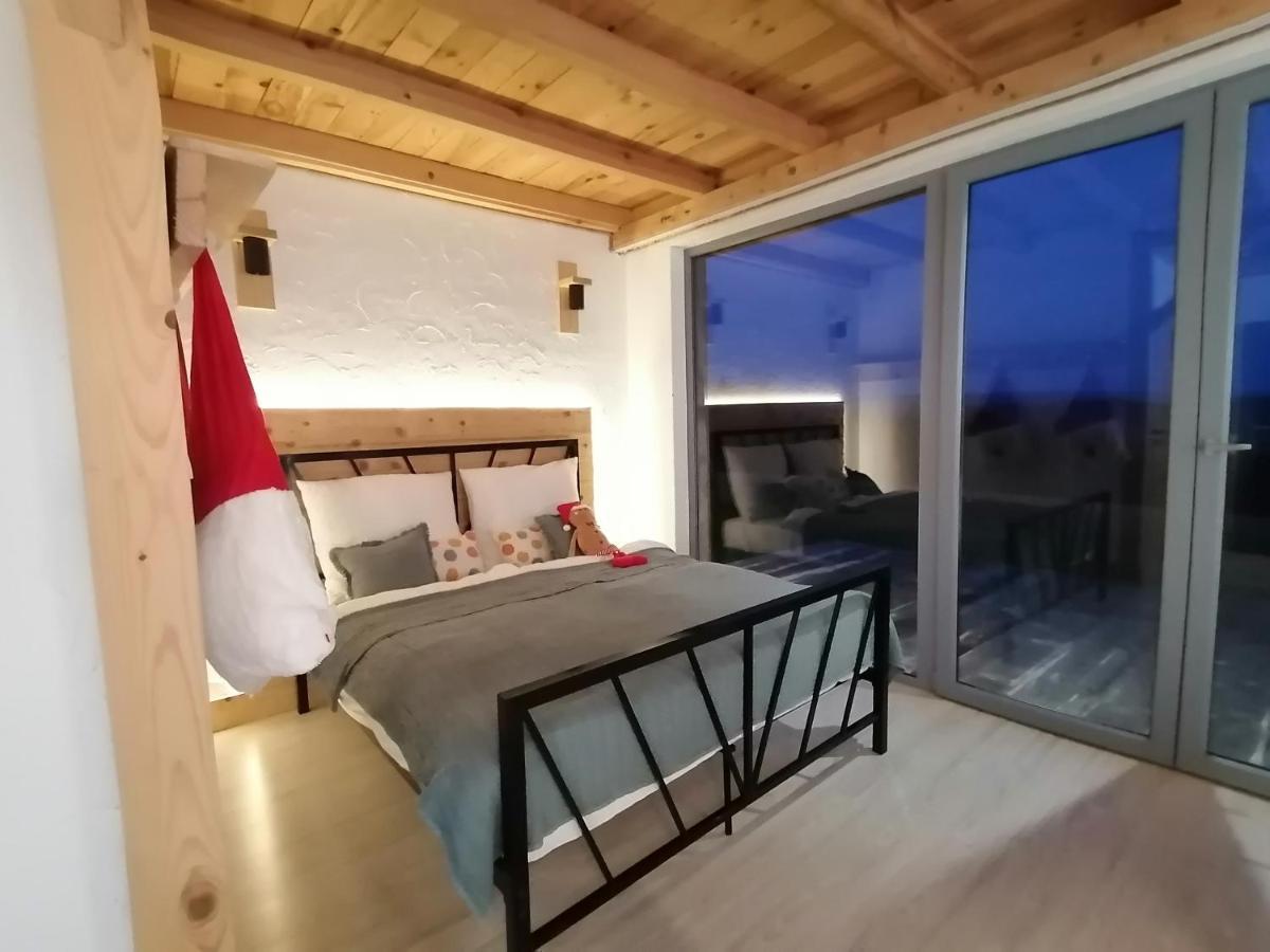 Villa Widokowe Stodoly Bieszczady à Lesko Extérieur photo