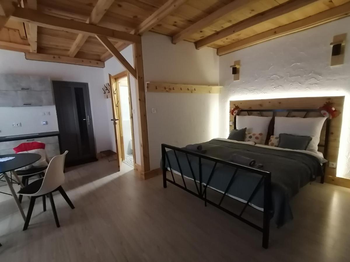 Villa Widokowe Stodoly Bieszczady à Lesko Extérieur photo