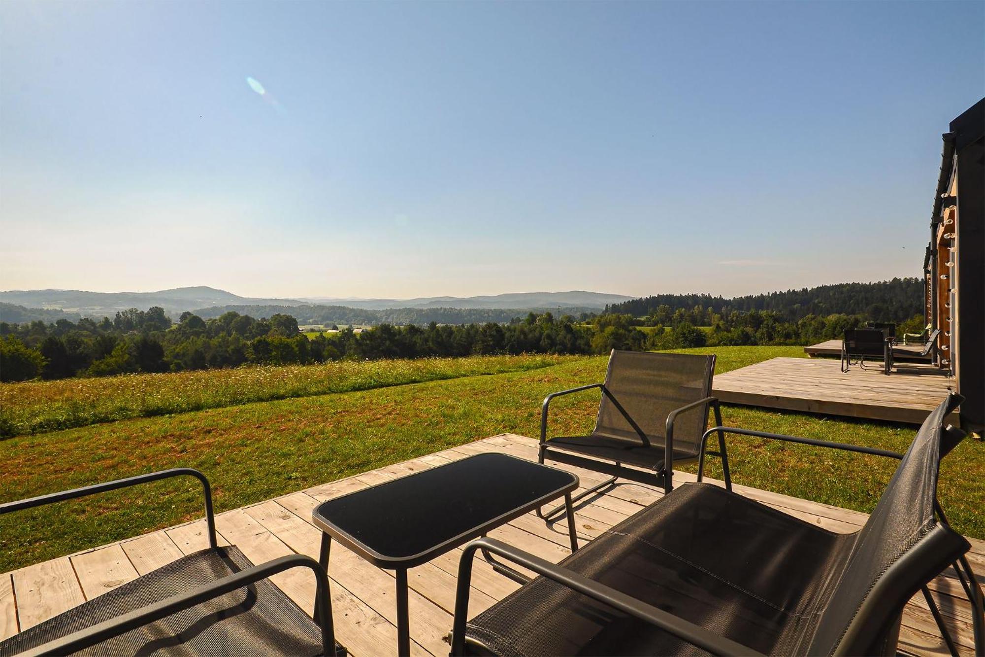 Villa Widokowe Stodoly Bieszczady à Lesko Extérieur photo