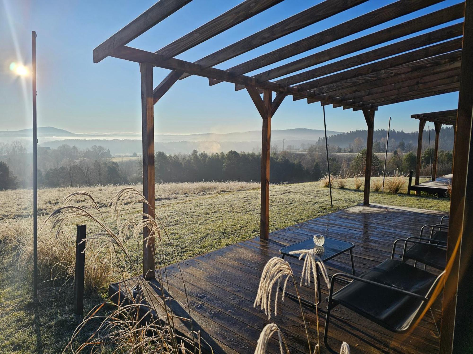 Villa Widokowe Stodoly Bieszczady à Lesko Extérieur photo
