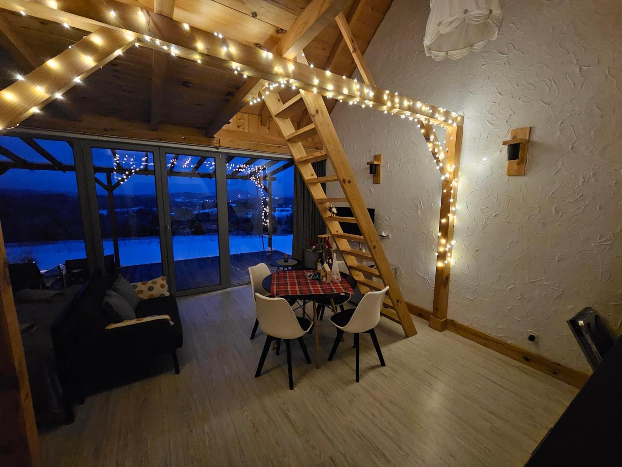 Villa Widokowe Stodoly Bieszczady à Lesko Extérieur photo